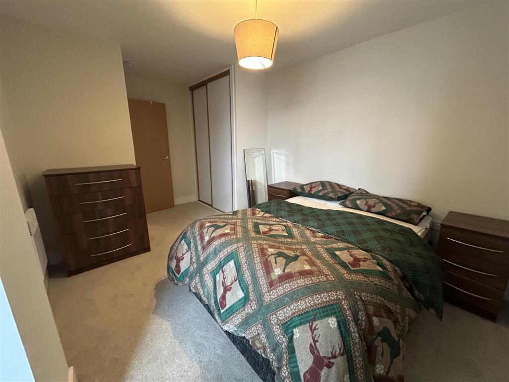 Apartment in Cardiff Bay (Ref.10000), Grangetown - More
