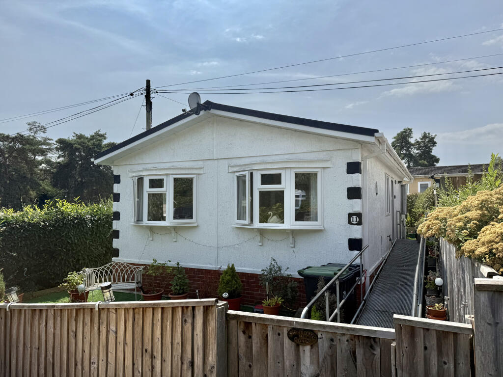 Main image of property: Sunnyside Park, Ringwood Road, St Ives, Ringwood, BH24