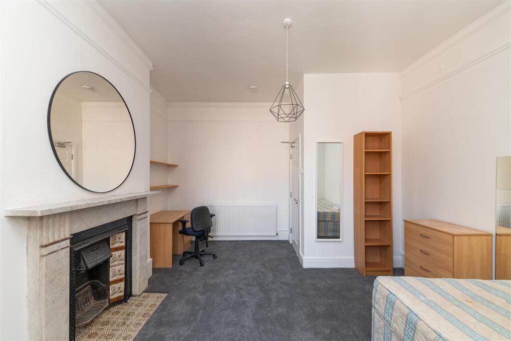 House in Newcastle upon Tyne - View 2