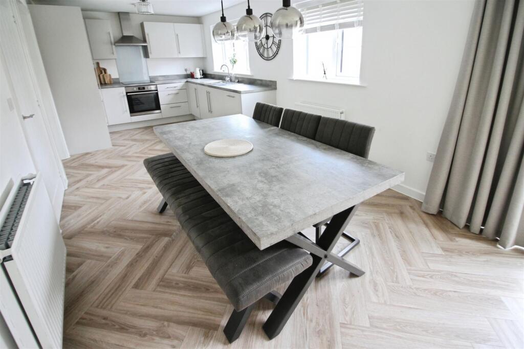 House in Leeds - View 4