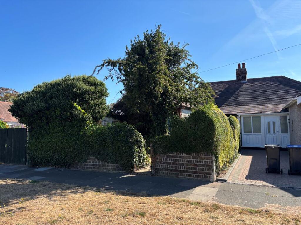 House in Southend-on-Sea - View 3