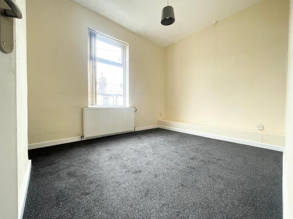 House in Burnley, Lancashire - View 5