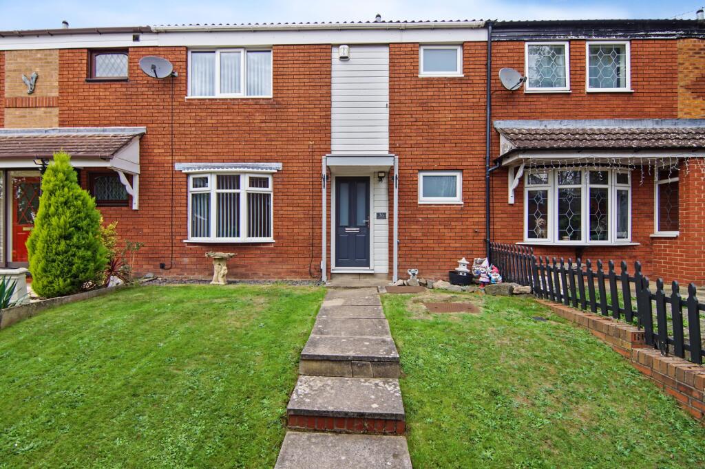3-bed terraced on Britten Close, Nuneaton, CV11, £200,000