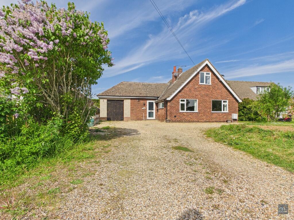 Main image of property: Warren Lane, Elmswell, IP30 9DT