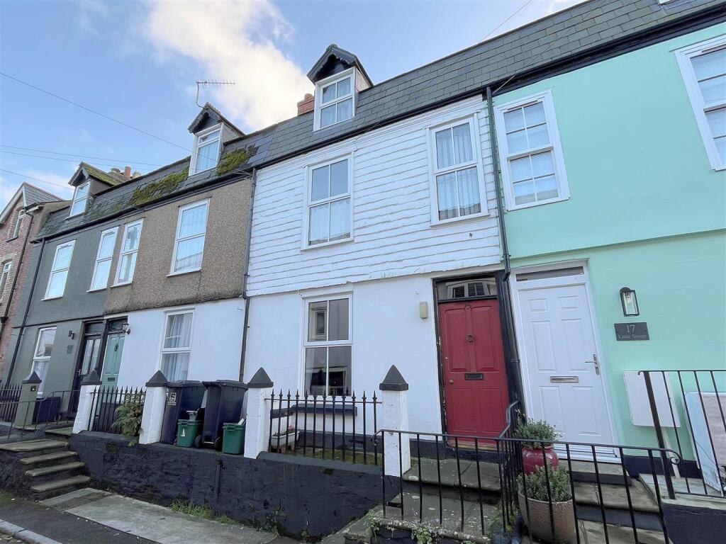 Main image of property: Lake Street, Dartmouth