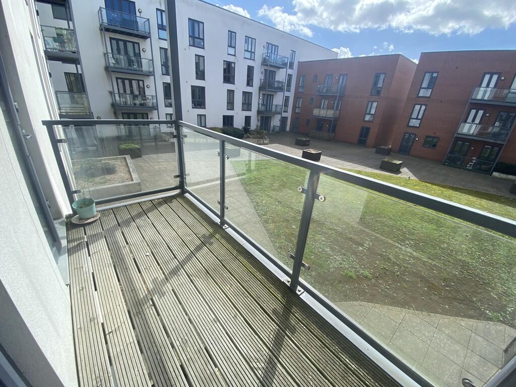 Apartment in St Albans - View 3