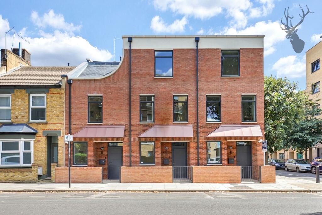 House in London - View 2