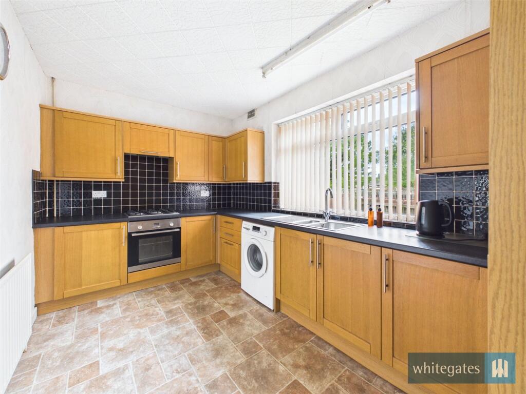 Louis Avenue, Bradford, West Yorkshire, BD5 photo 3