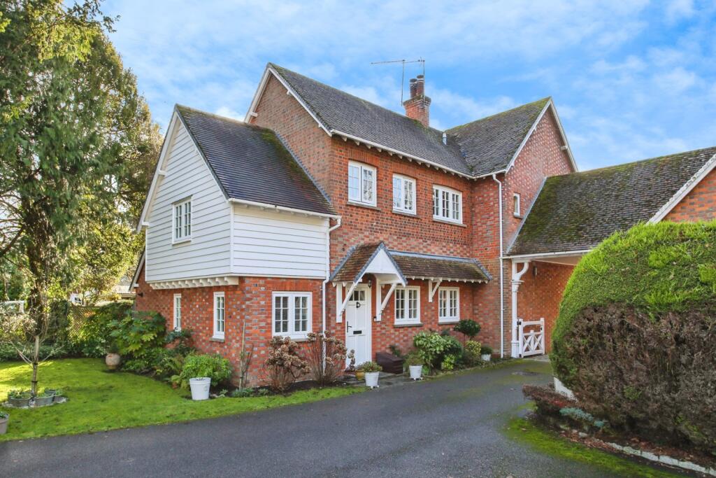Main image of property: Frittenden Road, Staplehurst,, Tonbridge, TN12