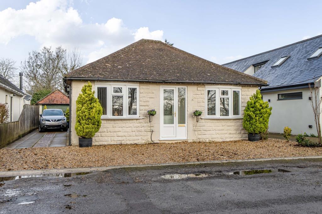 Main image of property: Dry Sandford,  Wootton, Oxfordshire, OX13