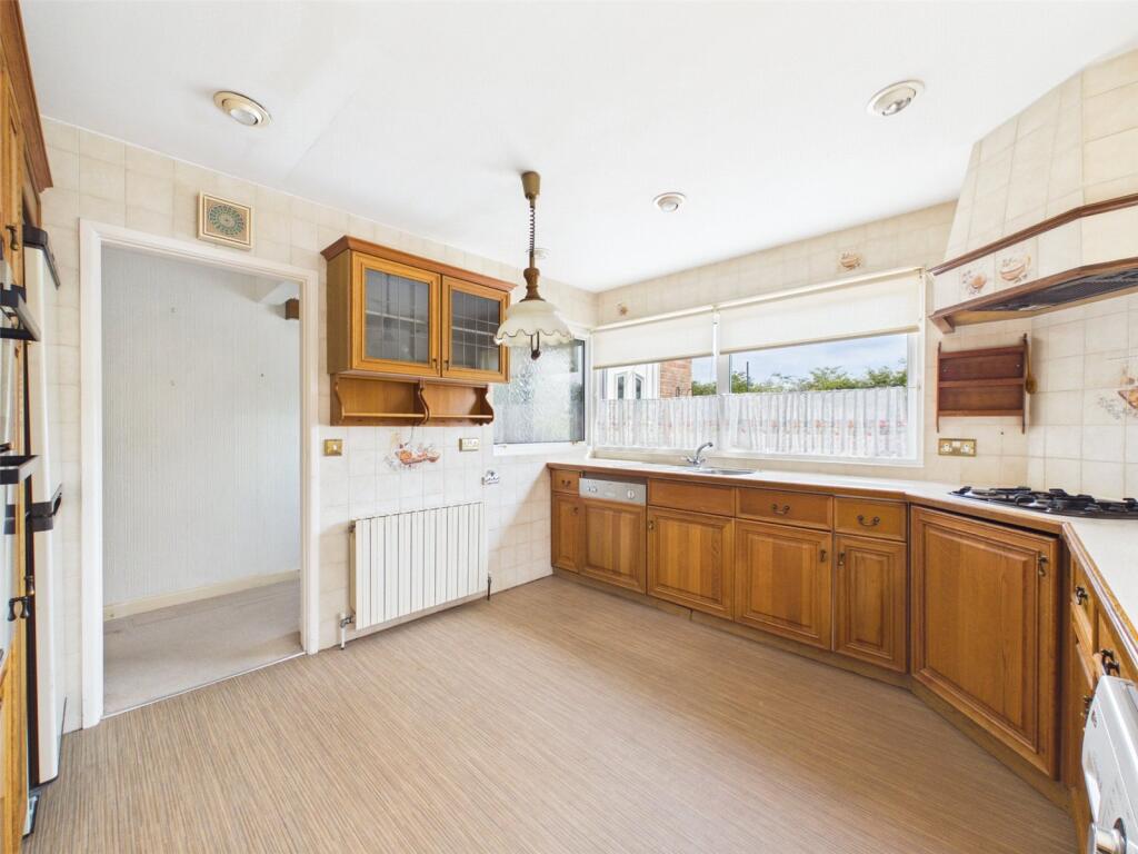 Salisbury Road, Burton, Christchurch, Dorset, BH23 photo 4