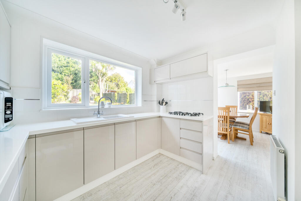 House in East Devon, Budleigh Salterton - View 2