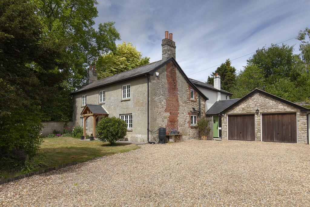 Main image of property: Barford St. Martin