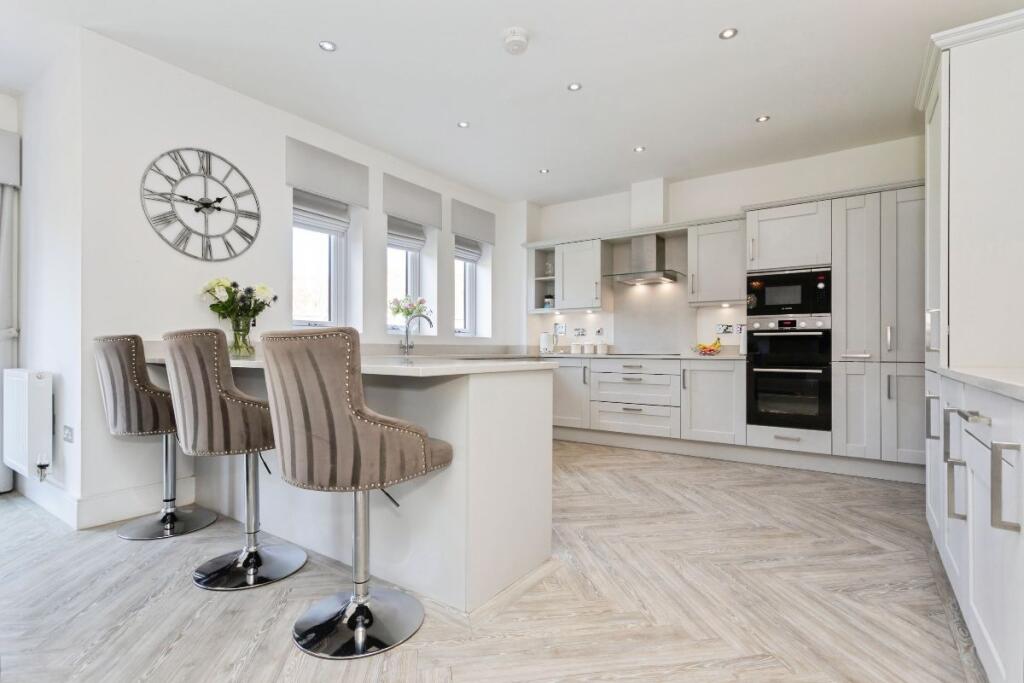 6-bed detached on 6, Coppice Lane, £800,000