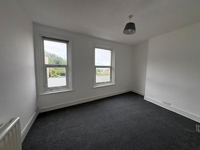 Apartment in Tonbridge - View 4