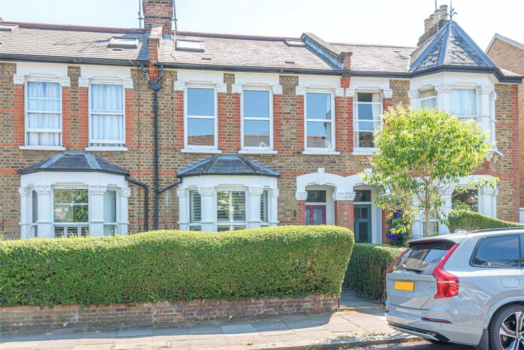 Main image of property: Hertford Road, London, N2
