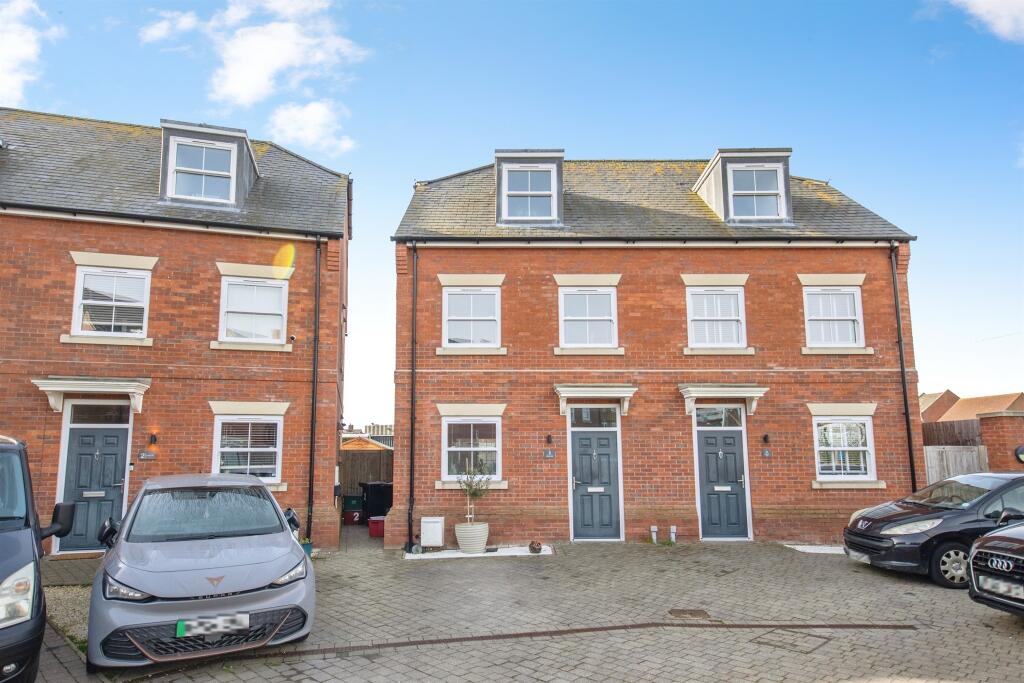 Main image of property: Harbourside, Harwich