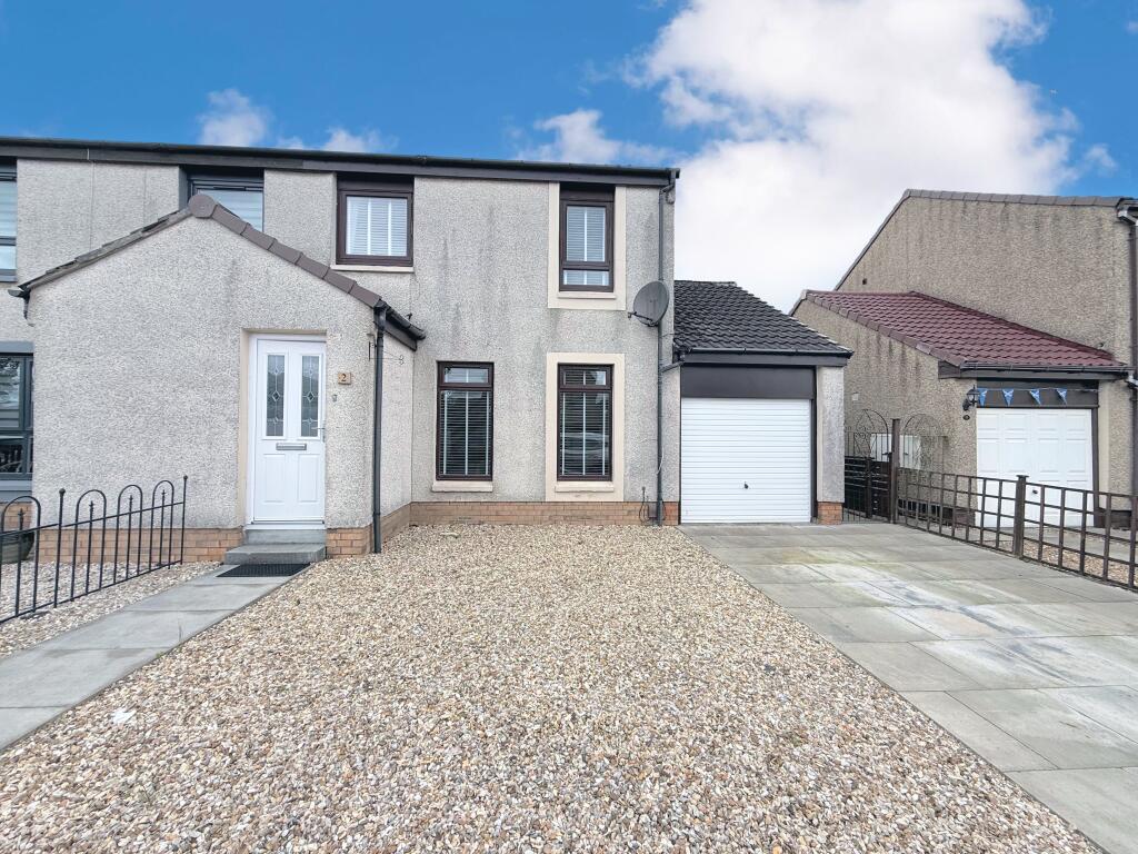 Main image of property: 2 Strathmiglo Place, Stenhousemuir, Falkirk, FK5 4UQ