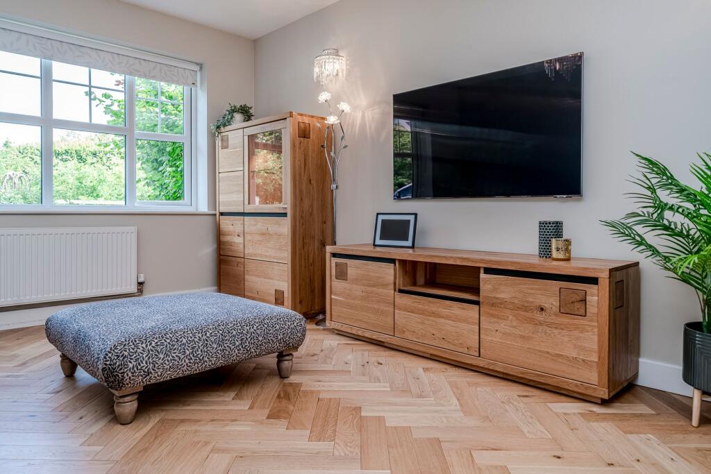 House in Chorley, Pear Tree Grange, Euxton - View 3