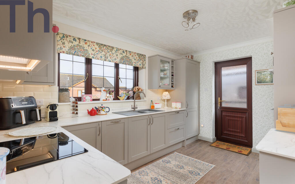 House in Portsmouth - View 3