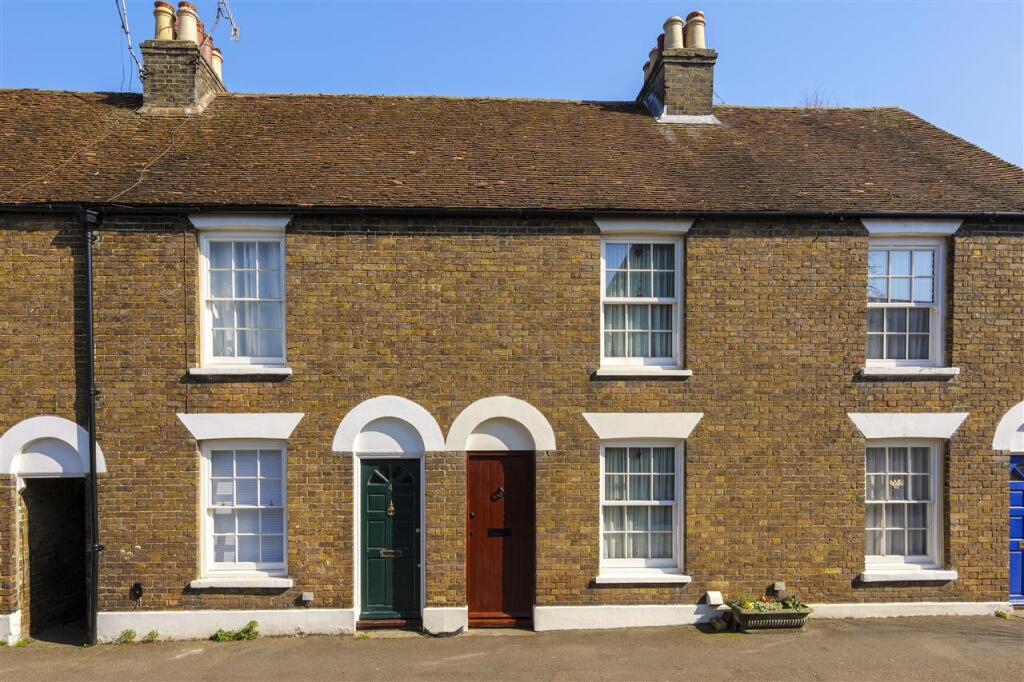 Main image of property: High Street, Fordwich