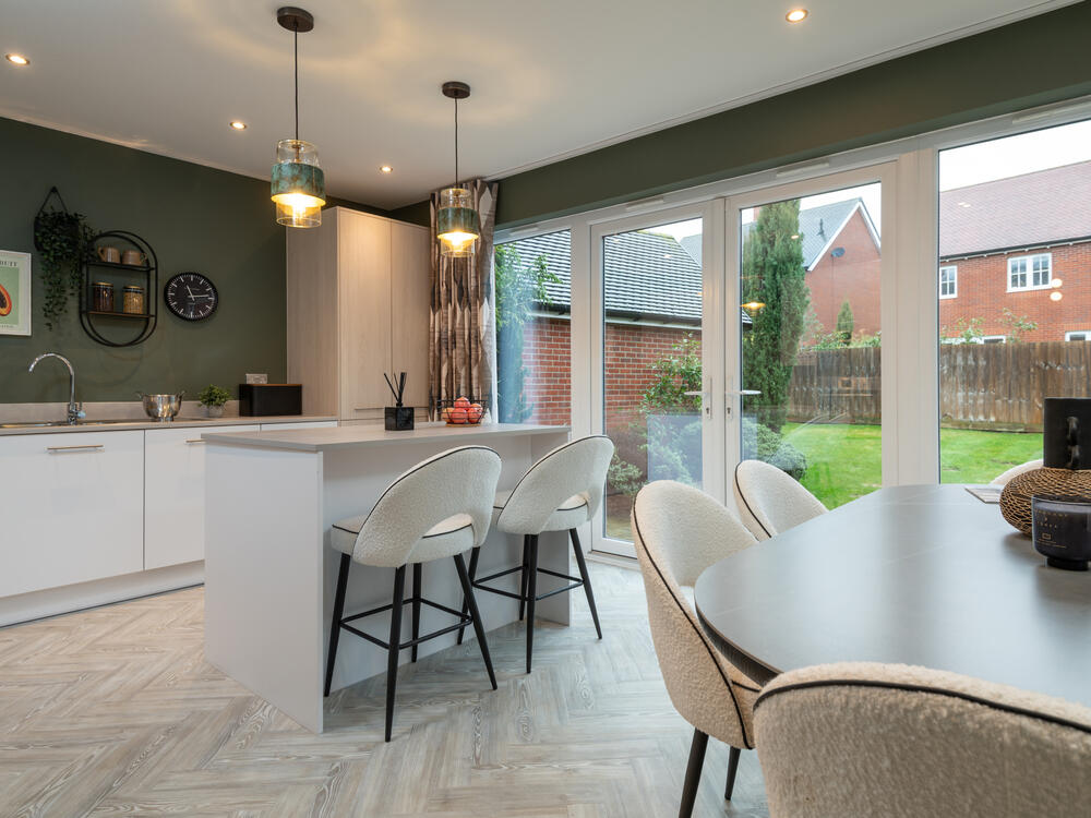 De Lisle Bush Way, Stonehouse, GL10 3RL - View 3