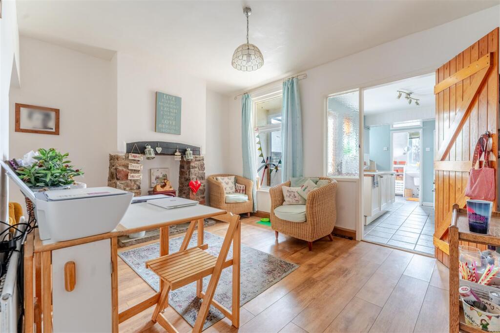 Terraced two bedroom period property in central Yatton location photo 5