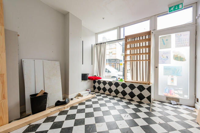 Hornsey Road 226-...