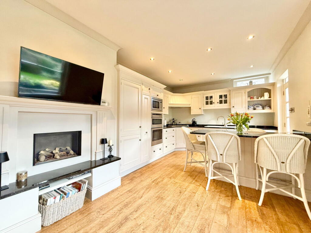 House in Leeds, Spofforth Hill, Wetherby - View 5