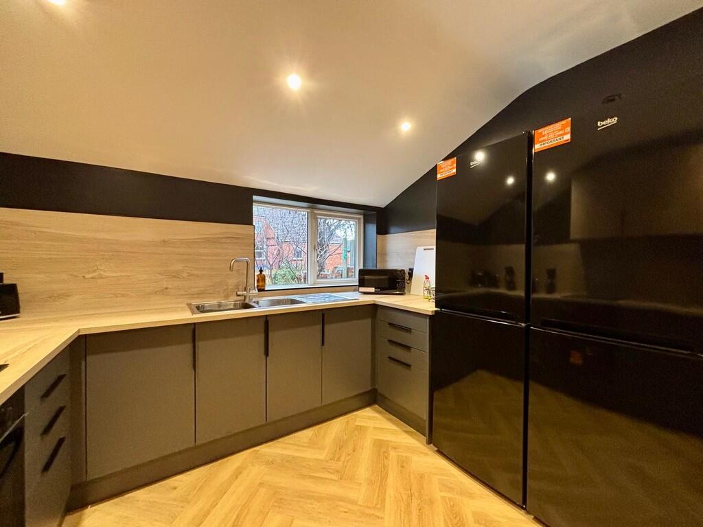 Additional image 7 of The Avenue, Yeovil