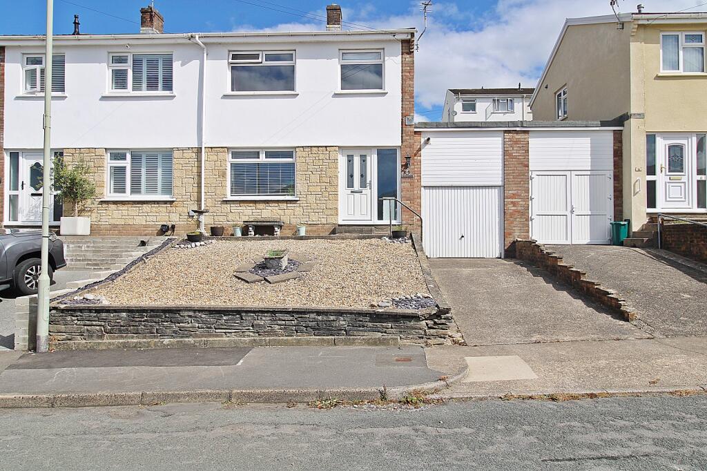 Main image of property: Lowerdale Drive, Llantrisant, Pontyclun, Rhondda, Cynon, Taff. CF72 8DY