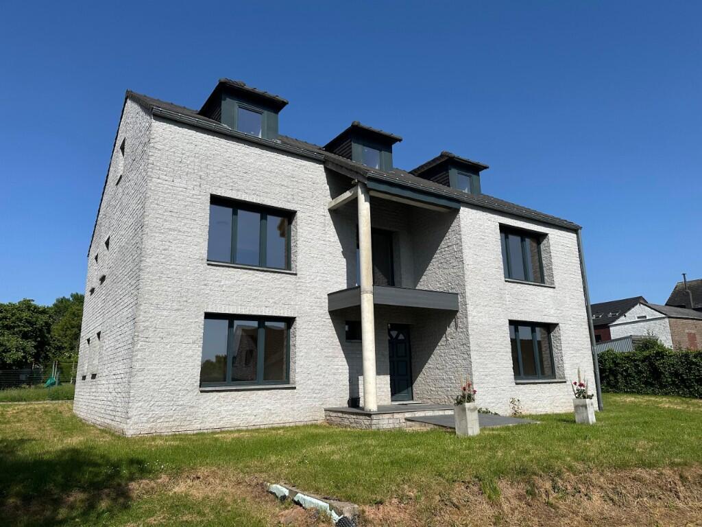 Main image of property: Profondeville, Namur, Namur