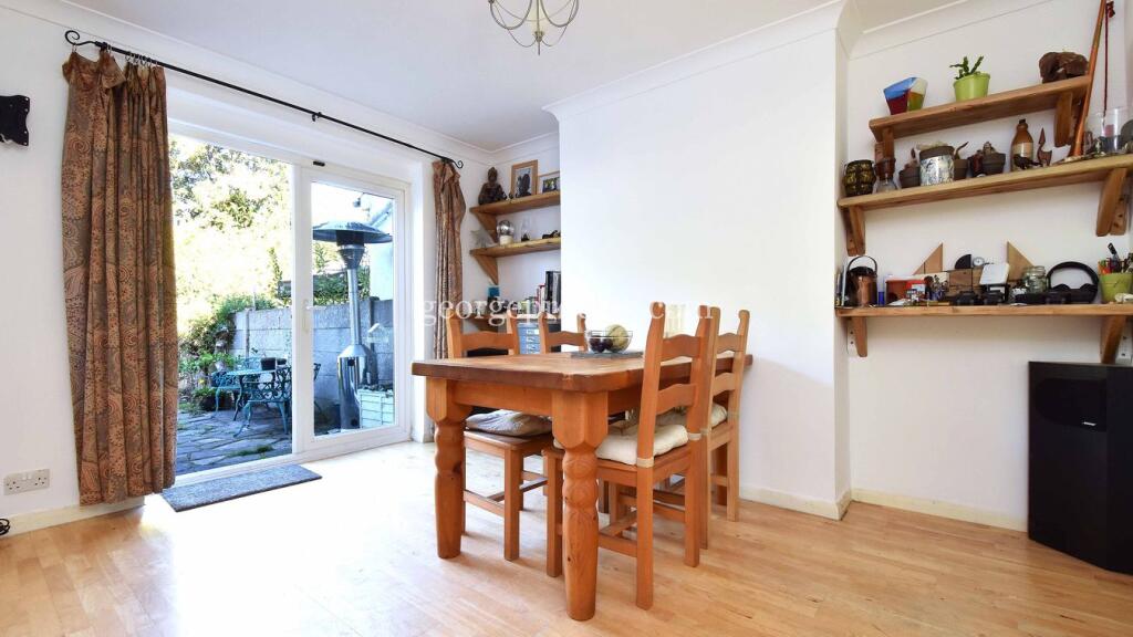 House in London, Blackbrook, Southborough - More