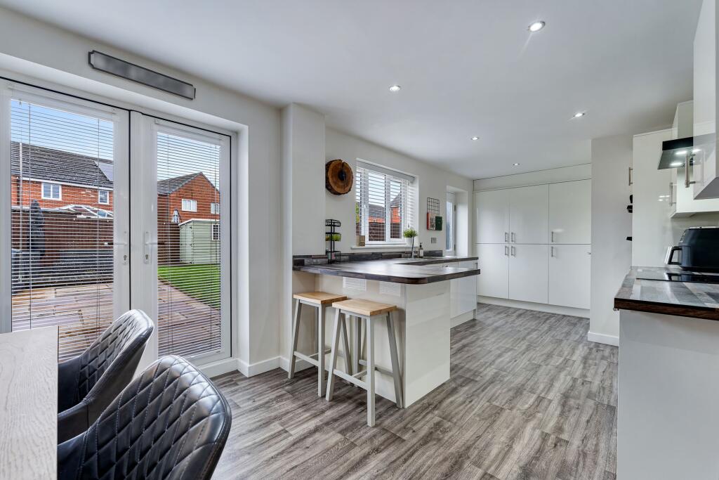 House in Wigan, Abram - View 4