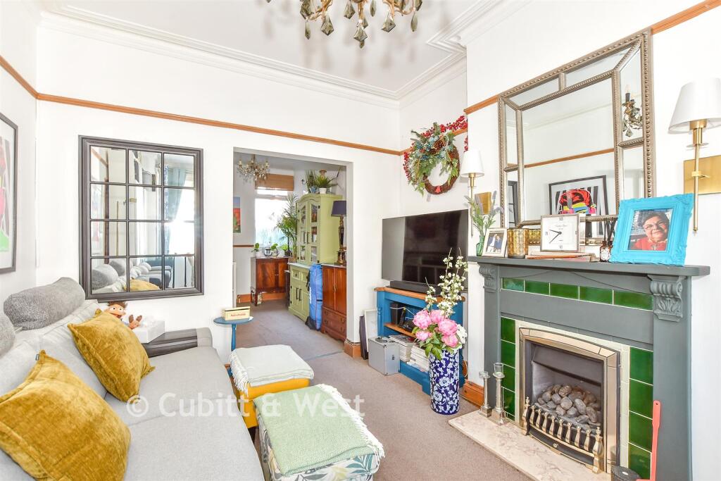 House in Portsmouth - View 3
