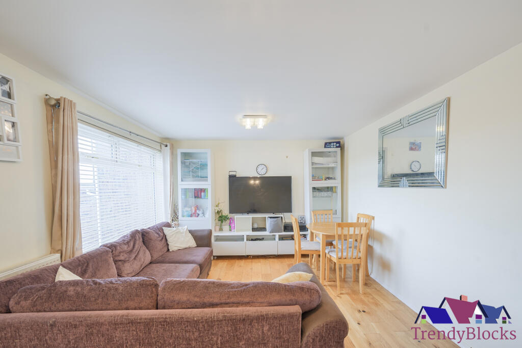 Main image of property: Hillborough Grove, Walderslade, Chatham, Medway
