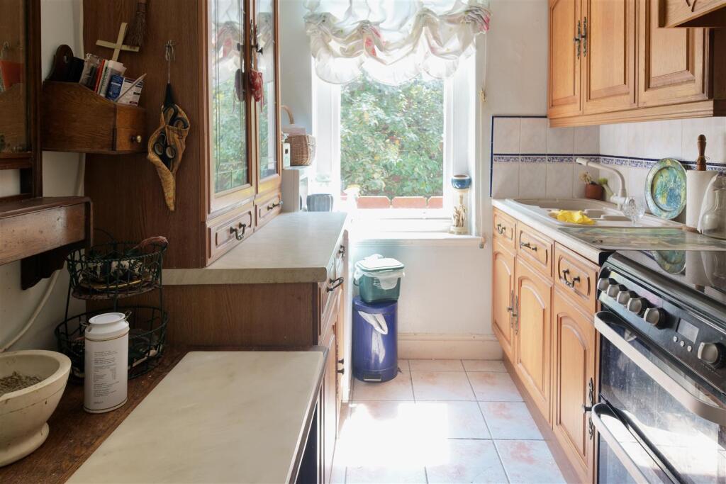 Apartment in Penarth - View 4