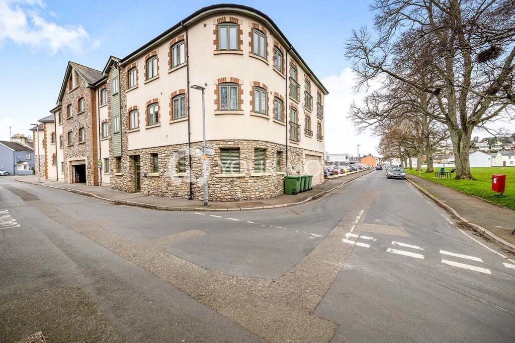 Main image of property: Merchants Corner, Teign Road, Newton Abbot, Devon, TQ12