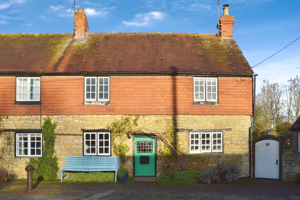 Main image of property: Lower Weald, Calverton, Milton Keynes