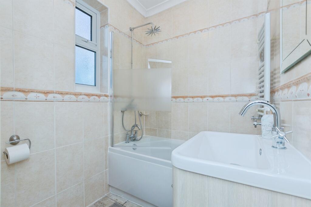 House in Leicester, City of Leicester - View 5