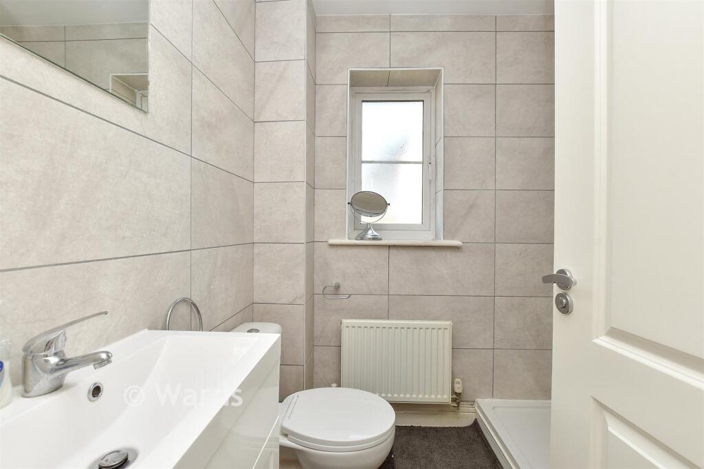 Baryntyne Crescent, Rochester, Kent - View 6