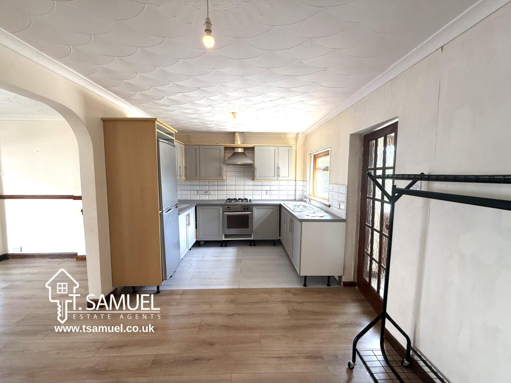 House in Cardiff - View 3
