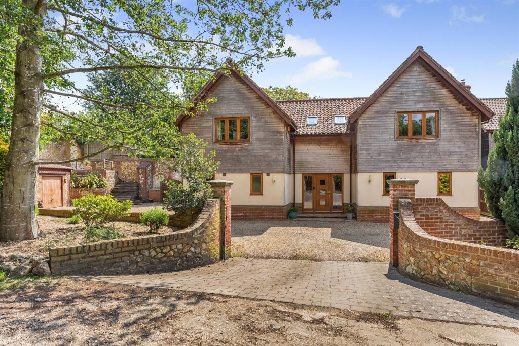 Main image of property: The Hollow, Stoke Ferry, King's Lynn