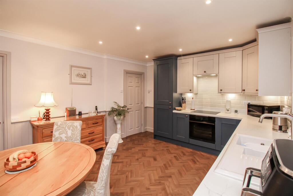Tenterfield Road, Ossett photo 2