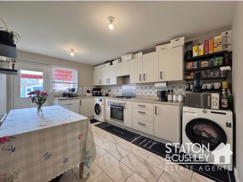 Miners Close, Bilsthorpe, NG22 - View 6