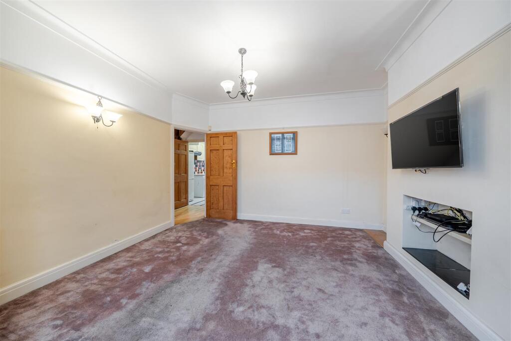 House in London - View 4