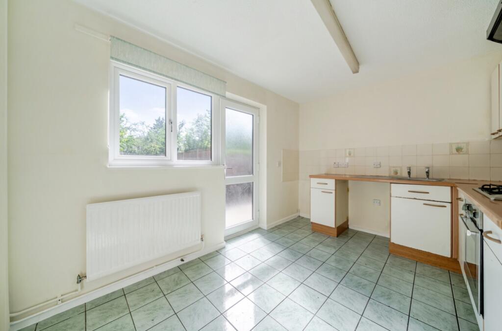 House in Nottingham, Beechdale - More