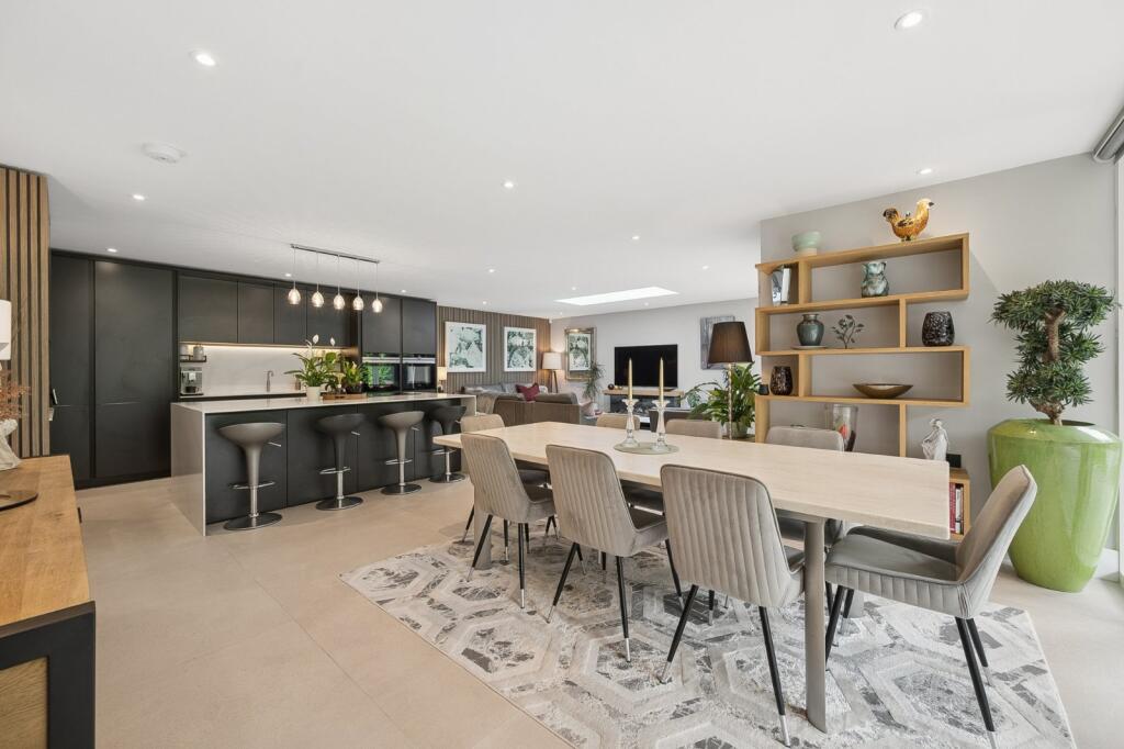 House in Wilmslow, Fulshaw Park - View 5