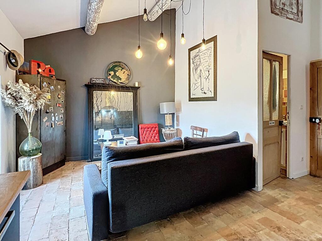 Main image of property: Provence-Alps-Cote d`Azur, Bouches-du-Rhône, La Roque-d`Anthéron