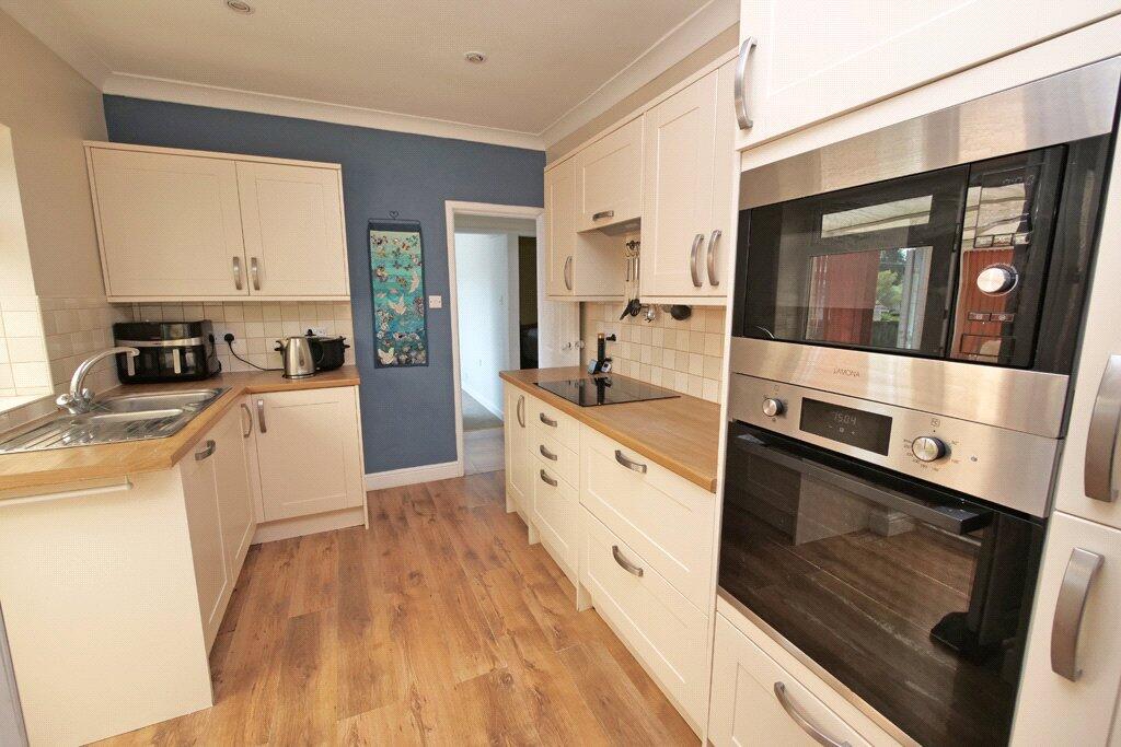 4 Rockville Drive, Embsay, BD23 6NS photo 3